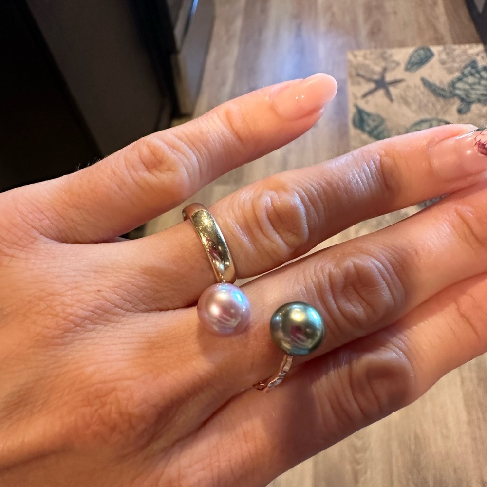 Tahitian and Edison pearl ring
